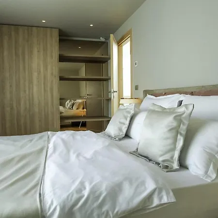 Calla Holiday home Petrcane